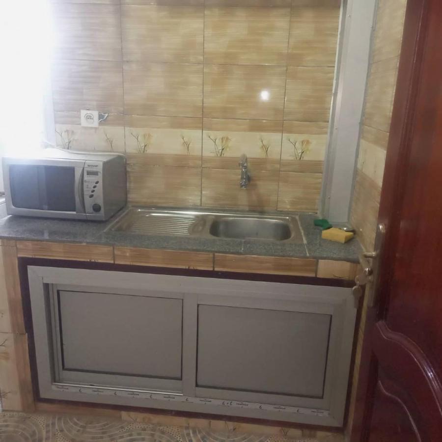 Residence 2K Studio Meuble-Chapelle Symbock-Gardien-Wifi-Location Vehicule Yaoundé Buitenkant foto